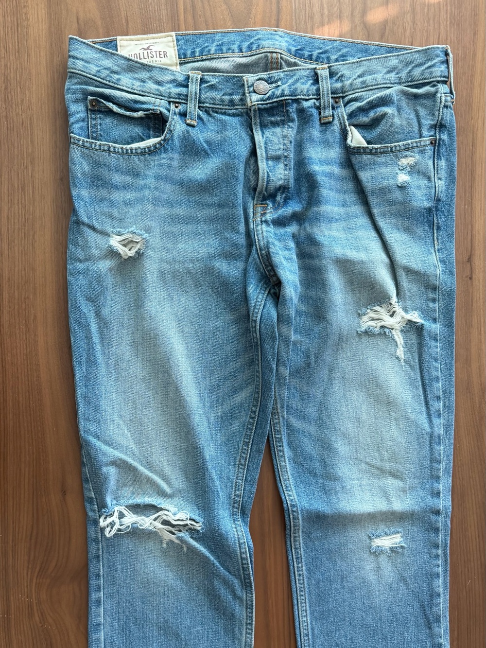 Hollister Men’s Slim Distressed Light Blue Denim Jeans